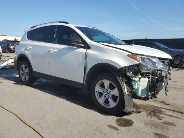 2T3ZFREV1DW004915 - 2013 TOYOTA RAV4 LE WHITE photo 4