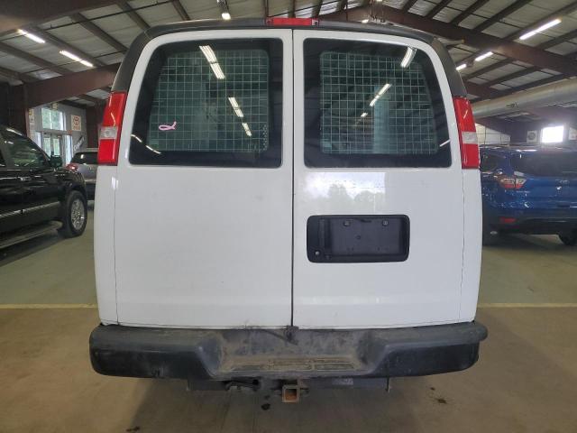 1GCZGGFG3J1336639 - 2018 CHEV EXPRESS G3500 WHITE photo 6