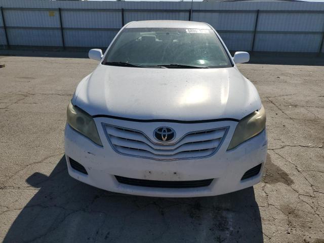 4T4BF3EK6AR005959 - 2010 TOYOTA CAMRY BASE WHITE photo 5