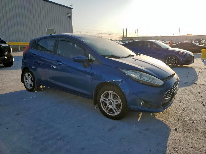 3FADP4EJ8KM154693 - 2019 FORD FIESTA SE BLUE photo 4
