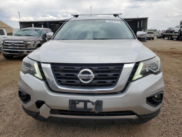 5N1DR2MM8JC605959 - 2018 NISSAN PATHFINDER S Srebrny zdjęcie 5