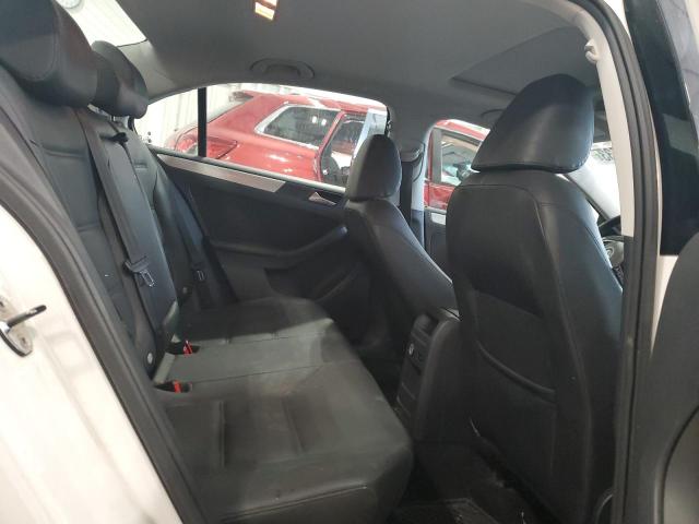 3VW3L7AJ8CM410239 - 2012 VOLKSWAGEN JETTA TDI WHITE photo 10