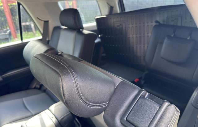 JTENU5JR3N6072010 - 2022 TOYOTA 4RUNNER SR5/SR5 PREMIUM SILVER photo 11