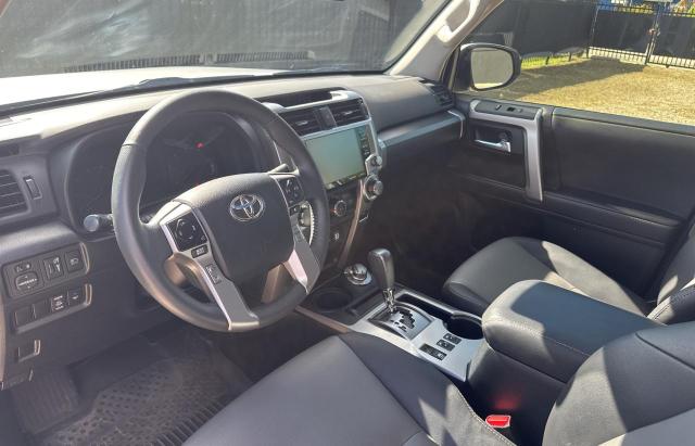 JTENU5JR3N6072010 - 2022 TOYOTA 4RUNNER SR5/SR5 PREMIUM SILVER photo 9