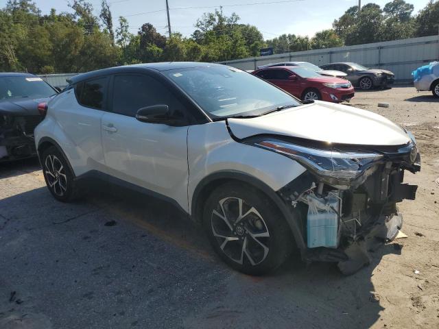 JTNKHMBX6L1094141 - 2020 TOYOTA C-HR XLE 白色 照片 4