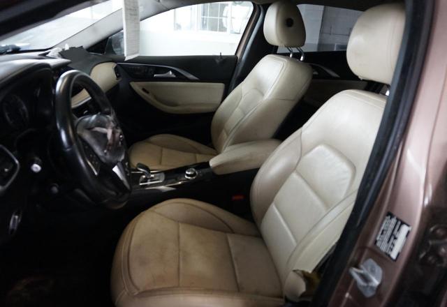 SJKCH5CR6HA023217 - 2017 INFINITI QX30 BASE PINK photo 9