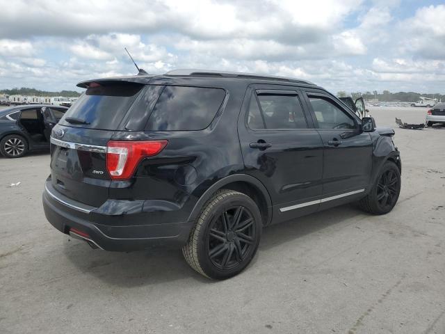 1FM5K8D80JGA62615 - 2018 FORD EXPLORER XLT Черный фото 3