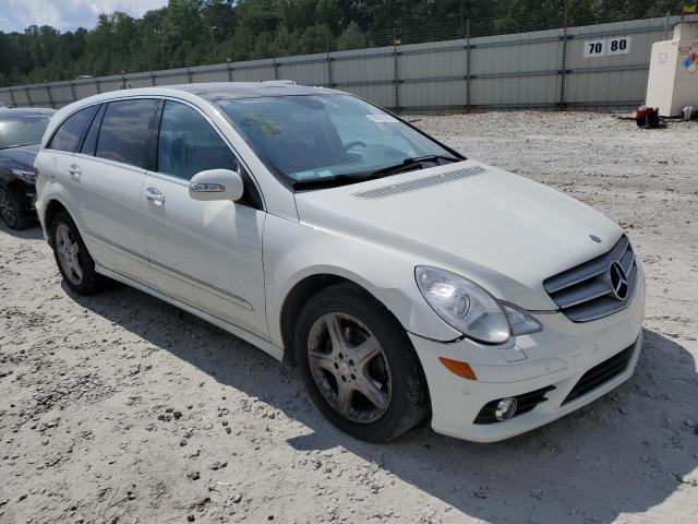 4JGCB22E18A064447 - 2008 MERCEDES-BENZ R 320 CDI WHITE photo 4