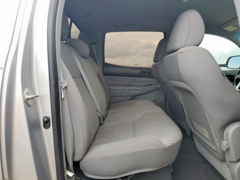 5TFJU4GN4FX078895 - 2015 TOYOTA TACOMA DOUBLE CAB PRERUNNER SILVER photo 10