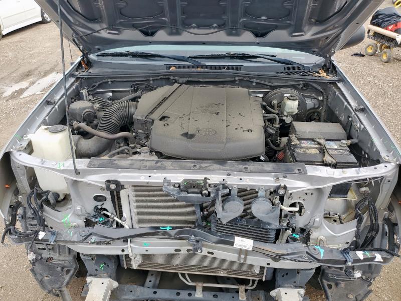 5TFJU4GN4FX078895 - 2015 TOYOTA TACOMA DOUBLE CAB PRERUNNER SILVER photo 11