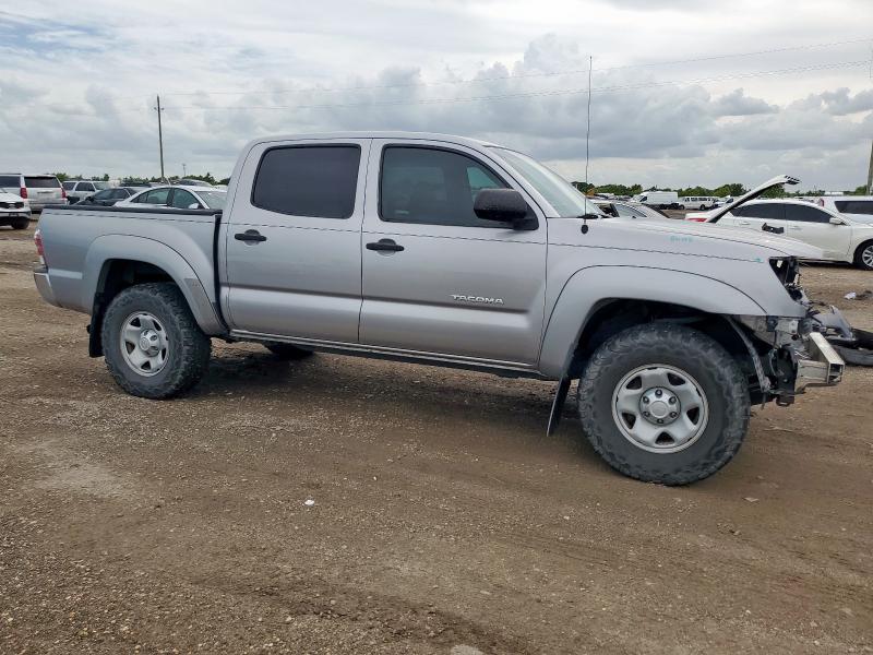 5TFJU4GN4FX078895 - 2015 TOYOTA TACOMA DOUBLE CAB PRERUNNER SILVER photo 4