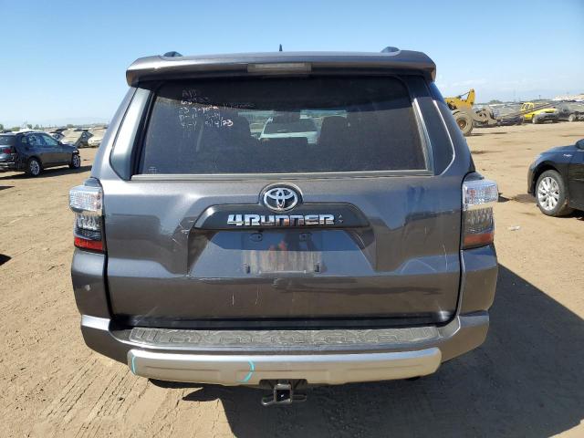 JTERU5JR5P6119025 - 2023 TOYOTA 4RUNNER SE GRAY photo 6