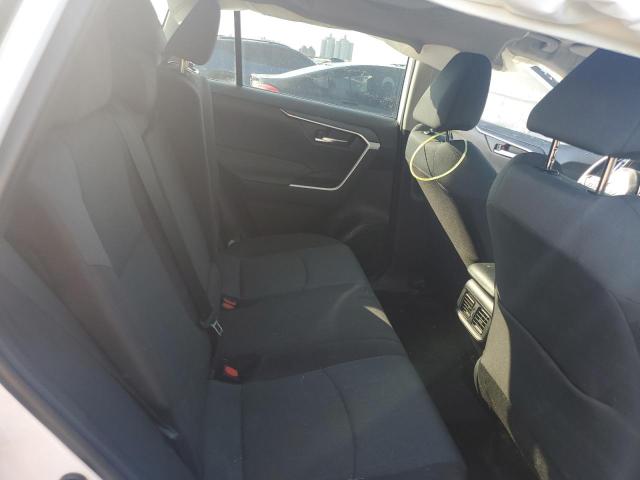 2T3W1RFV9RW336446 - 2024 TOYOTA RAV4 XLE WHITE photo 11