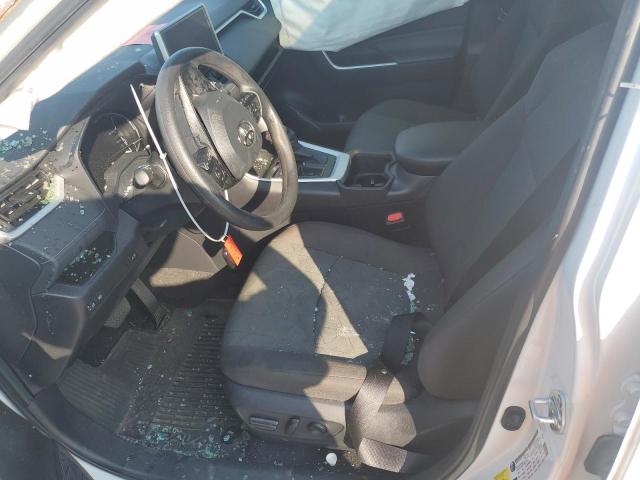 2T3W1RFV9RW336446 - 2024 TOYOTA RAV4 XLE WHITE photo 7