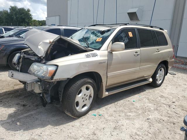 2004 TOYOTA HIGHLANDER, null