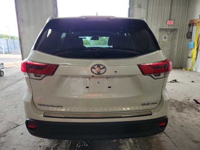 5TDJZRFH9JS525987 - 2018 TOYOTA HIGHLANDER SE თეთრი ფოტო 6