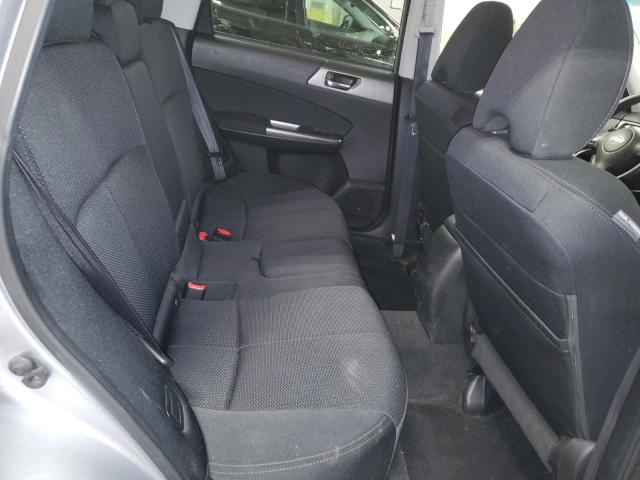 JF2SHBDC0CH431365 - 2012 SUBARU FORESTER 2.5X PREMIUM SILVER photo 11