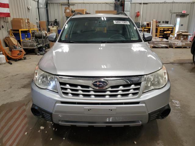 JF2SHBDC0CH431365 - 2012 SUBARU FORESTER 2.5X PREMIUM SILVER photo 5