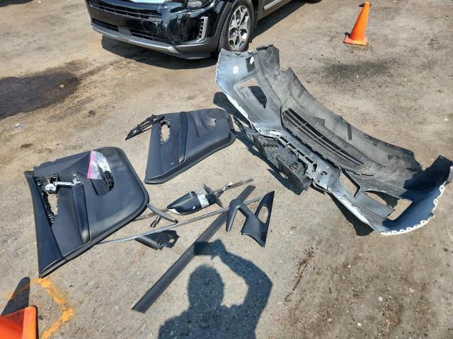 KNMAT2MT7HP511137 - 2017 NISSAN ROGUE S WHITE photo 12