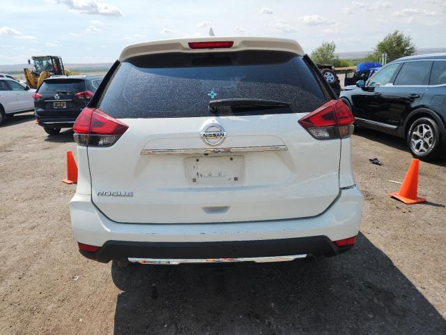 KNMAT2MT7HP511137 - 2017 NISSAN ROGUE S WHITE photo 6