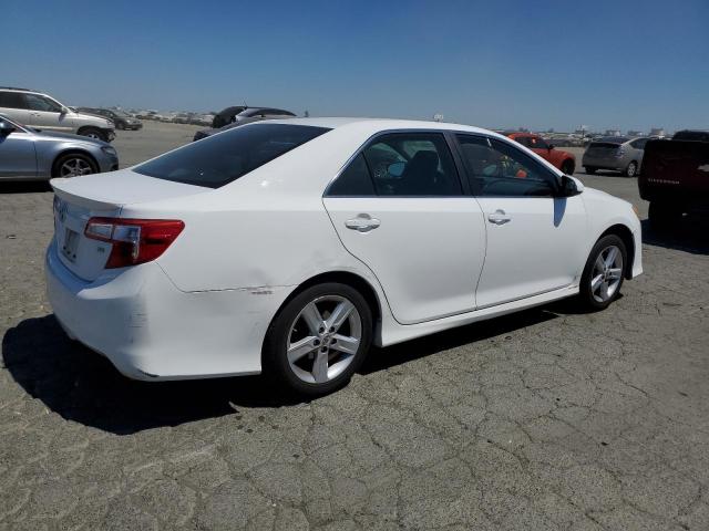 4T1BF1FK0CU566125 - 2012 TOYOTA CAMRY BASE Biały zdjęcie 3