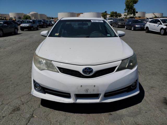 4T1BF1FK0CU566125 - 2012 TOYOTA CAMRY BASE Biały zdjęcie 5