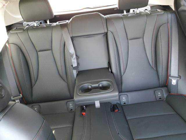 LRBFZNR43PD020165 - 2023 BUICK ENVISION ESSENCE Argent photo 10