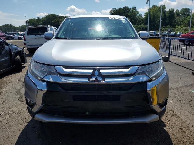JA4AZ3A30HZ027527 - 2017 MITS OUTLANDER SE SILVER photo 5