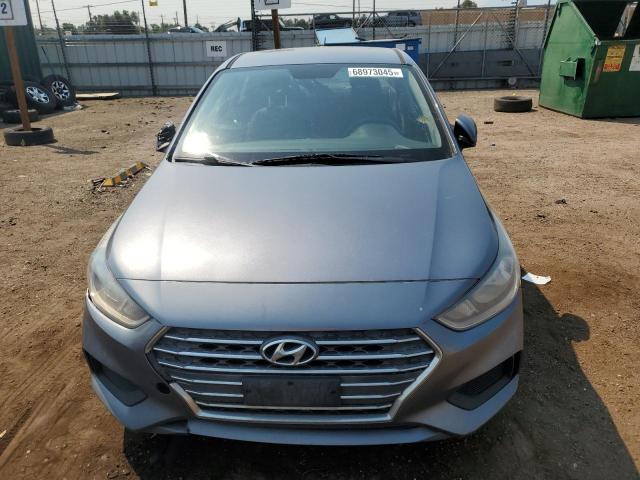 3KPC24A3XKE053841 - 2019 HYUNDAI ACCENT SE 灰色 照片 5