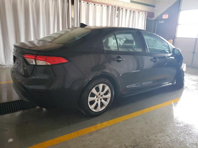 5YFEPMAE7MP192726 - 2021 TOYOTA COROLLA LE BLACK photo 3