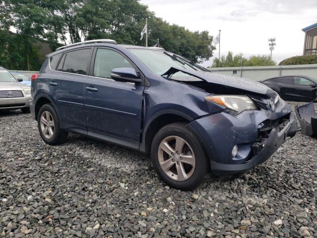 2T3RFREV7EW168249 - 2014 TOYOTA RAV4 XLE BLUE photo 4