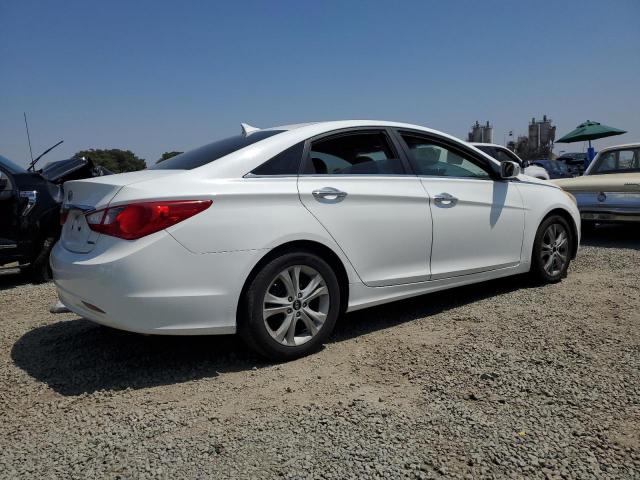 5NPEC4AC2BH059912 - 2011 HYUNDAI SONATA SE WHITE photo 3
