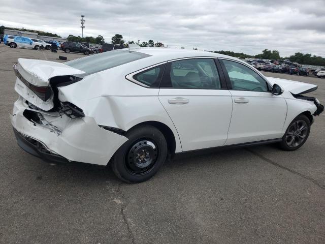 1HGCY1F36RA043943 - 2024 HONDA ACCORD EX WHITE photo 3