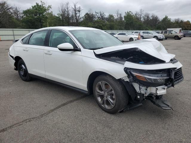 1HGCY1F36RA043943 - 2024 HONDA ACCORD EX WHITE photo 4