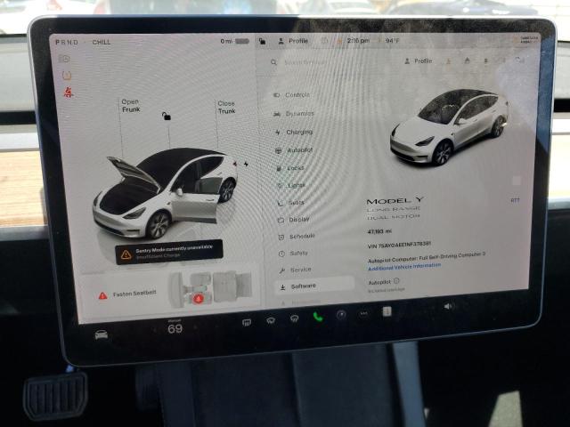 7SAYGAEE1NF378381 - 2022 TESLA MODEL Y WHITE photo 9