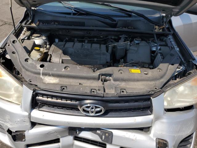 2T3BF4DV3CW234038 - 2012 TOYOTA RAV4 SILVER photo 11