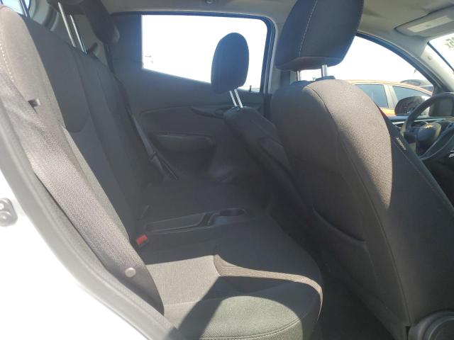 KL8CD6SA3MC745977 - 2021 CHEVROLET SPARK 1LT WHITE photo 10