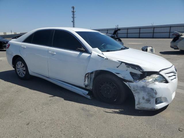 4T4BF3EK5BR106458 - 2011 TOYOTA CAMRY BASE Beyaz fotoğraf 4