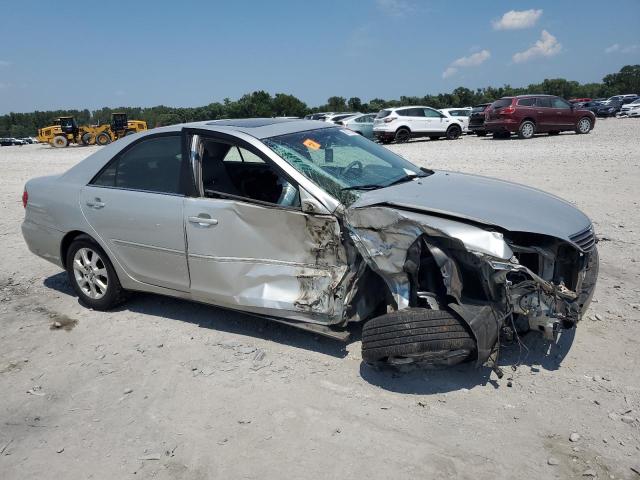 4T1BE30K55U602093 - 2005 TOYOTA CAMRY LE SILVER photo 4
