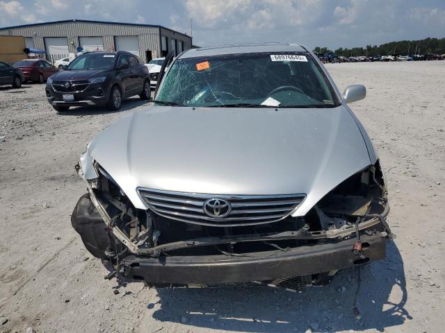 4T1BE30K55U602093 - 2005 TOYOTA CAMRY LE SILVER photo 5