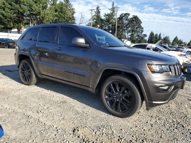 1C4RJFAG1HC897570 - 2017 JEEP GRAND CHER LAREDO GRAY photo 4