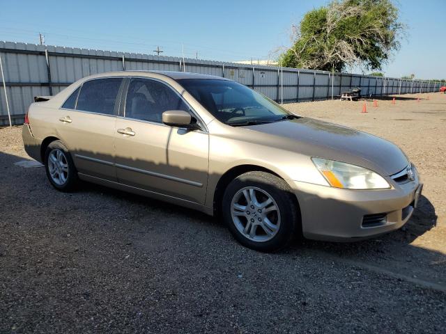 1HGCM56747A188403 - 2007 HONDA ACCORD EX TAN photo 4