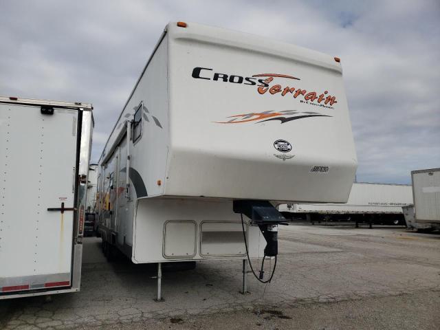 4V0FC36326A002605 - 2006 CROS 5TH WHEEL WHITE photo 1