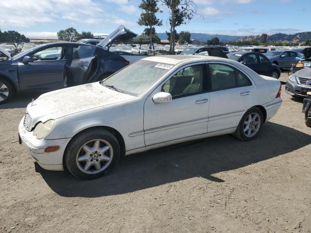 2003 MERCEDES-BENZ C 320, 