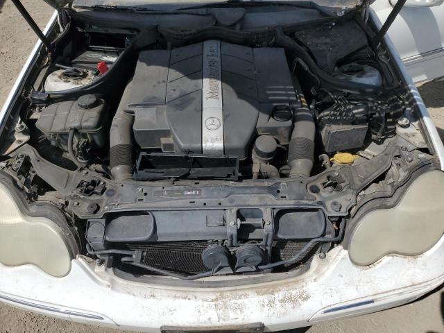 WDBRF64J53F397068 - 2003 MERCEDES-BENZ C 320 WHITE photo 11