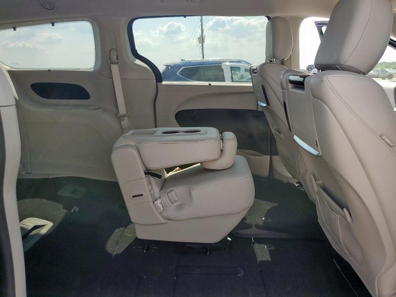 2C4RC1EG1KR588249 - 2019 CHRYSLER PACIFICA TOURING L PLUS GRAY photo 11