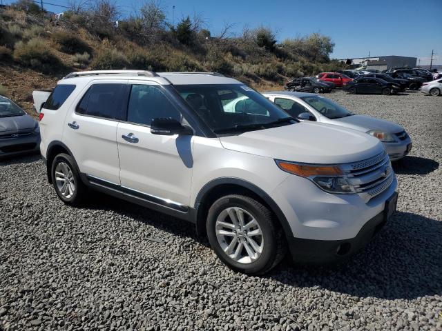 1FM5K8D86DGC34604 - 2013 FORD EXPLORER XLT WHITE photo 4