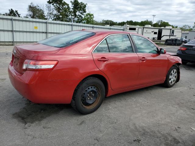 4T1BF3EK8BU124074 - 2011 TOYOTA CAMRY BASE RED photo 3