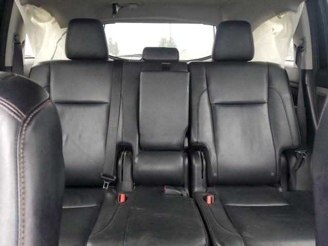 5TDKKRFH0GS504236 - 2016 TOYOTA HIGHLANDER XLE SILVER photo 10