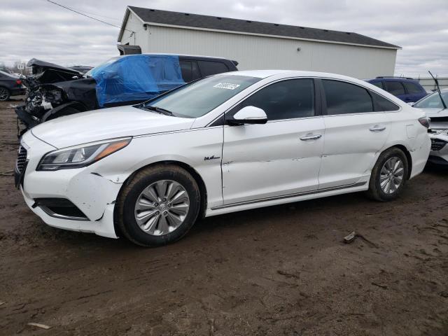 KMHE24L13HA051358 - 2017 HYUNDAI SONATA HYBRID WHITE photo 1